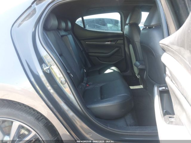 JM1BPALM2R1708220 Mazda Mazda3 2.5 S Preferred