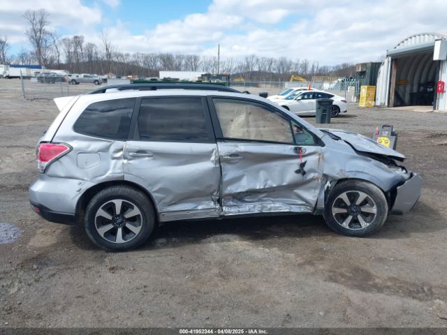 JF2SJAEC2HH414085 Subaru Forester 2.5i Premium