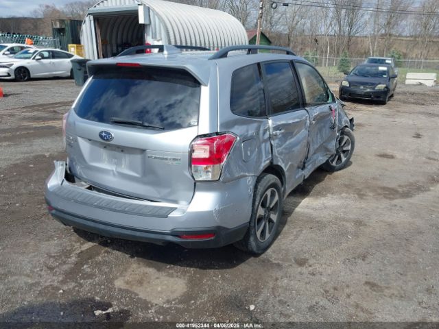 2017 SUBARU FORESTER JF2SJAEC2HH414085 Photo 3