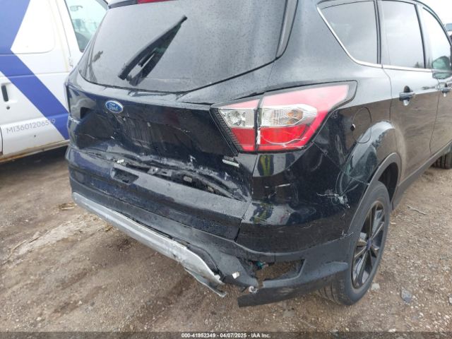 1FMCU0GD2HUD09575 Ford ESCAPE SE