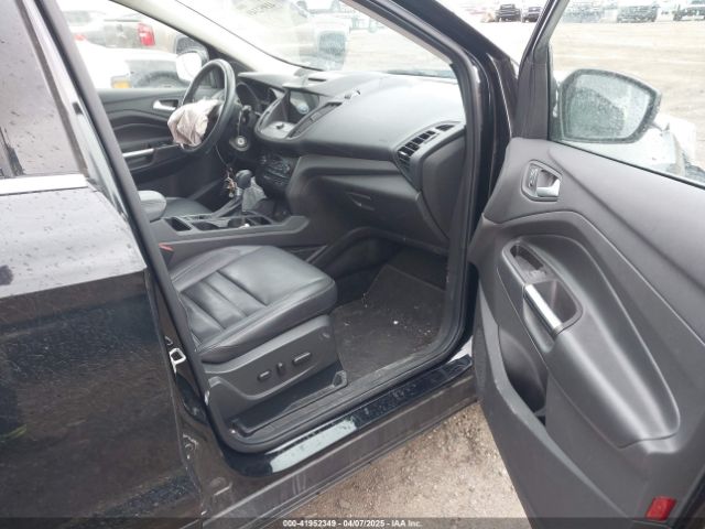 1FMCU0GD2HUD09575 Ford ESCAPE SE