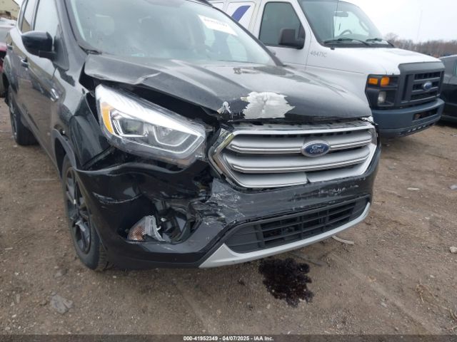 1FMCU0GD2HUD09575 Ford ESCAPE SE