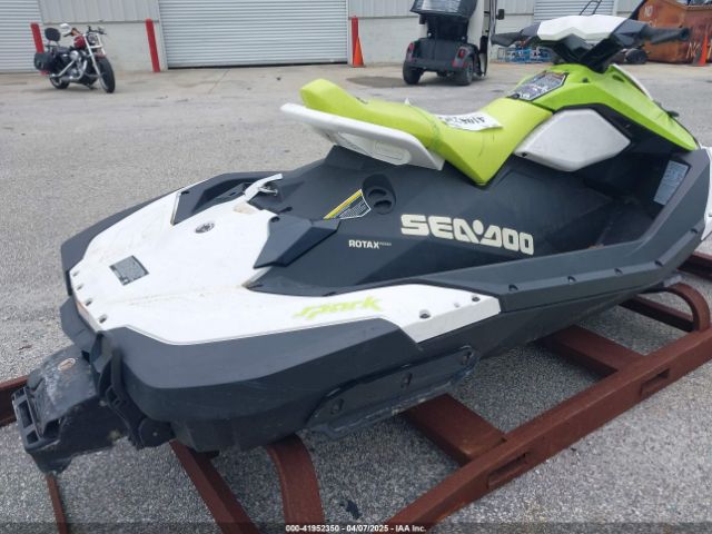 2023 SEADOO SPARK YDV28401K223 Photo 3