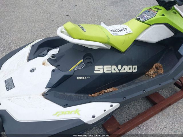 2023 SEADOO SPARK YDV28401K223 Photo 7