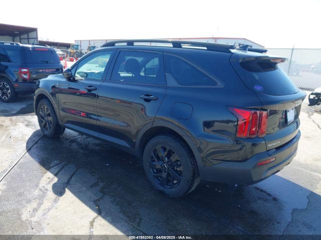 2023 KIA SORENTO 5XYRLDLC1PG165863 Photo 2