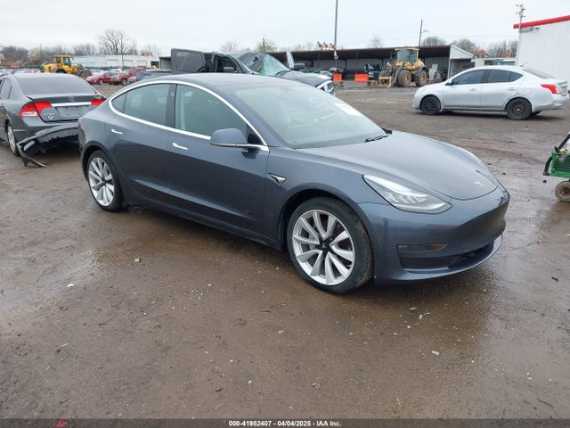 2019 TESLA MODEL 3 5YJ3E1EB3KF469294 Photo 0