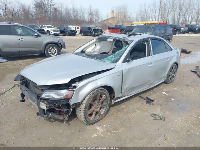 2012 Audi A4 2.0t Premium მანქანა იყიდება აუქციონზე, vin: WAUFFAFL9CN000972, აუქციონის ნომერი: 41952409