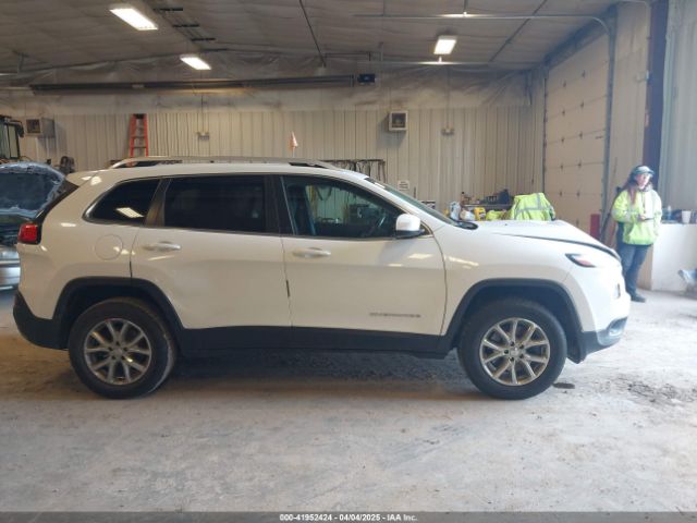 1C4PJMCS9FW633313 Jeep Cherokee Latitude