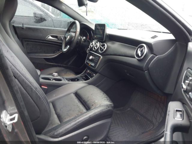 WDDSJ4GB0JN574127 Mercedes-Benz CLA 250 4MATIC