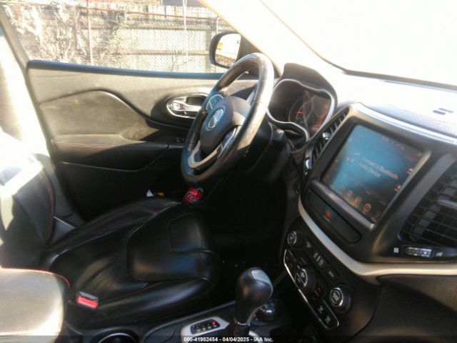 1C4PJMBS4FW746572 Jeep Cherokee Trailhawk