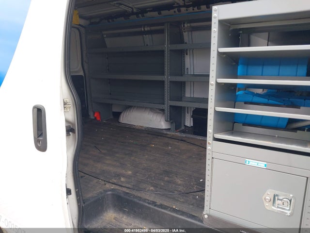 1GCWGAFP1J1322142 Chevrolet Express 2500 Work Van