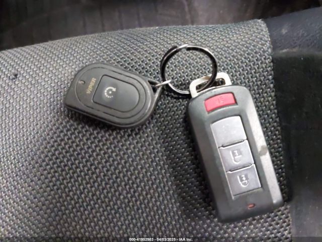 2011 MITSUBISHI OUTLANDER JA4JT5AX1BU023989 Photo 10