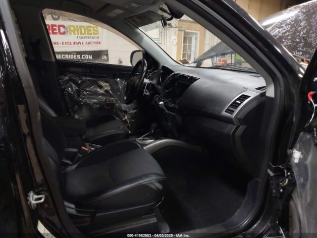 2011 MITSUBISHI OUTLANDER JA4JT5AX1BU023989 Photo 4