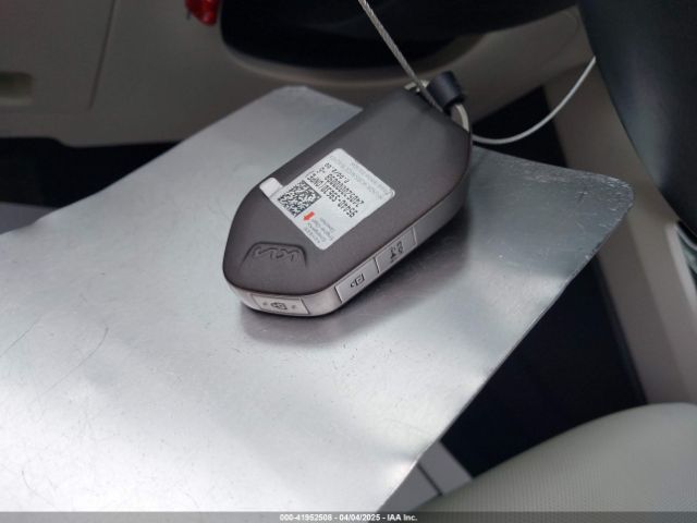 5XYP64GC8RG553376 KIA Telluride S