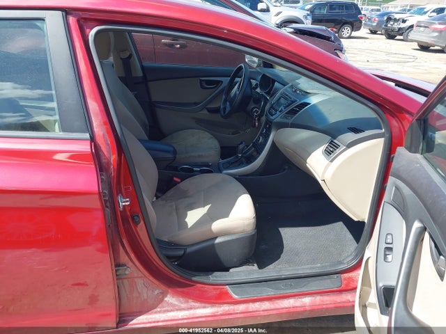 5NPDH4AE7FH574926 Hyundai ELANTRA SE