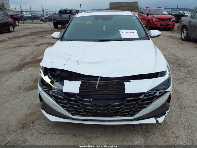 5NPLN4AG4NH067308 Hyundai ELANTRA SEL