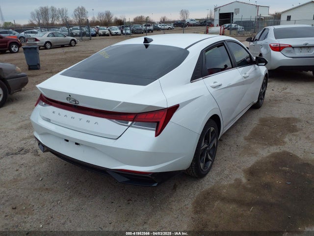 5NPLN4AG4NH067308 Hyundai ELANTRA SEL