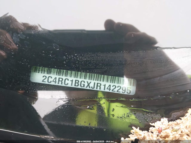 2C4RC1BGXJR142295 Chrysler Pacifica Touring L