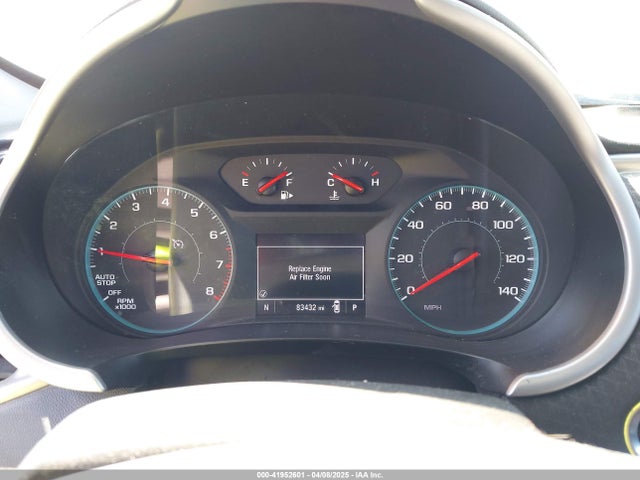 1G1ZD5ST2NF144985 Chevrolet Malibu Fwd Lt