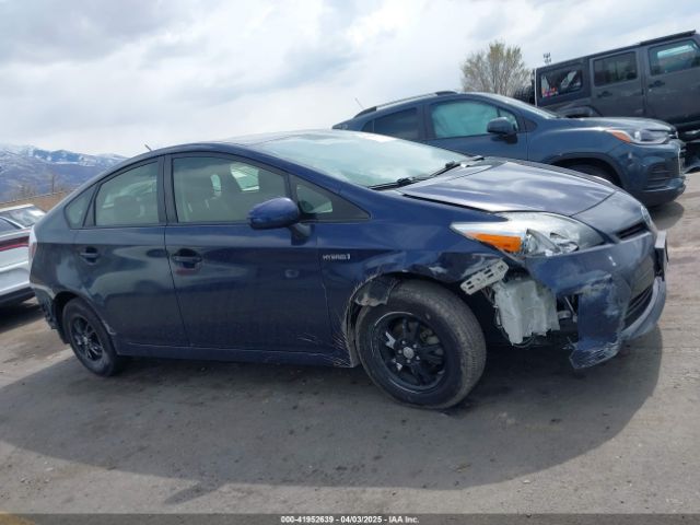 JTDKN3DU6F0466324 Toyota Prius Three