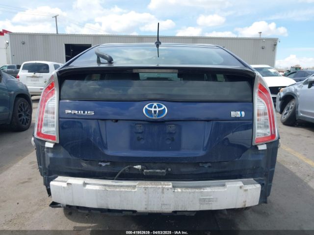 JTDKN3DU6F0466324 Toyota Prius Three
