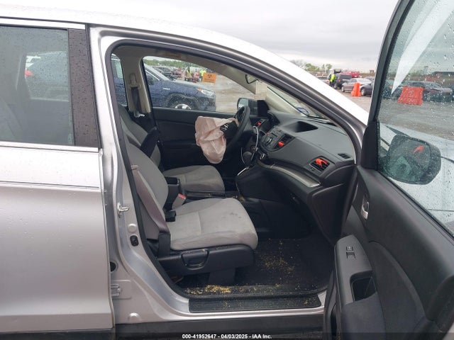 2HKRM3H37GH561045 Honda CR-V LX