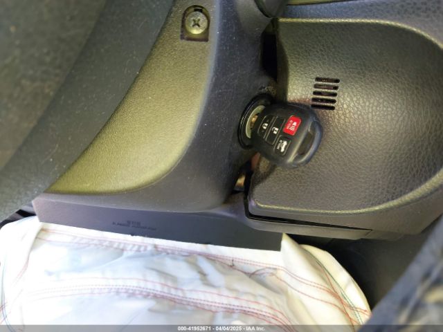 2T1BURHE5FC303372 Toyota Corolla S Plus