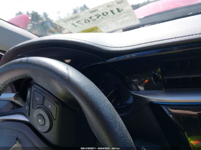 2T1BURHE5FC303372 Toyota Corolla S Plus