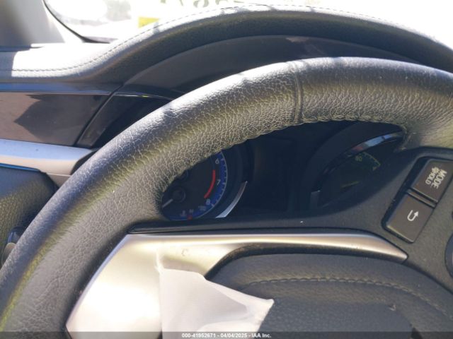 2T1BURHE5FC303372 Toyota Corolla S Plus