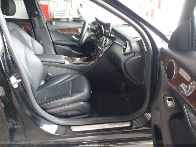 WDDWF4KBXHR250373 Mercedes-Benz C 300 4matic/luxury 4matic/sport 4matic