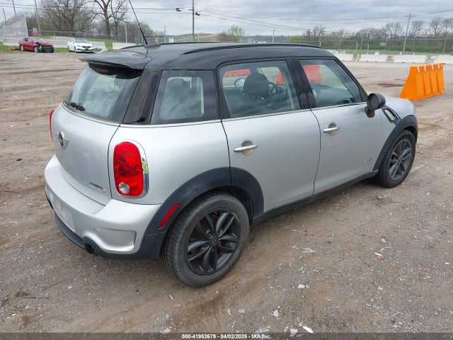 2011 MINI COOPER S COUNTRYMAN WMWZC5C51BWM10385 Photo 3
