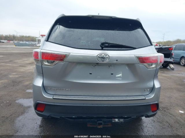 5TDZKRFH1FS055257 Toyota Highlander Le Plus V6