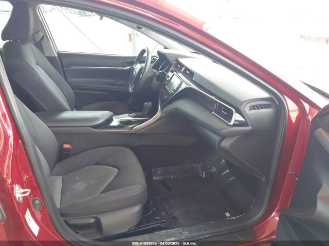 4T1B11HK6JU563769 Toyota CAMRY LE