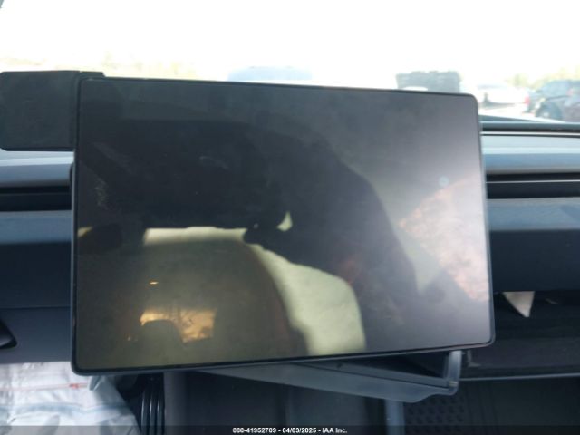 2024 TESLA MODEL 3 5YJ3E1ET2RF850850 Photo 6
