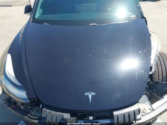 5YJ3E1EBXJF071661 Tesla Model 3 Long Range/performance