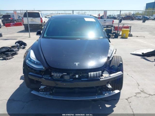 5YJ3E1EBXJF071661 Tesla Model 3 Long Range/performance
