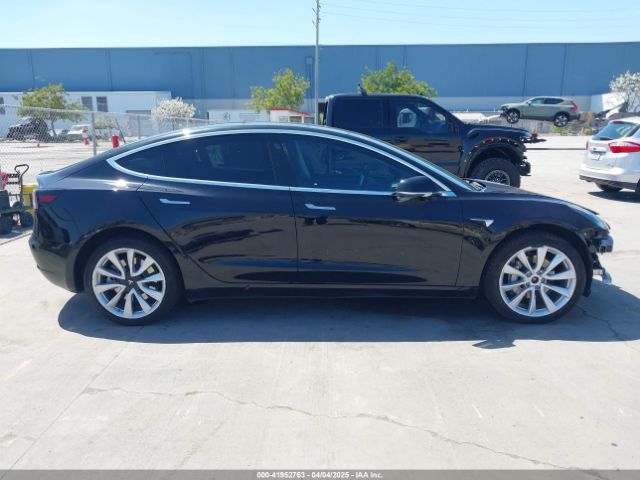 5YJ3E1EBXJF071661 Tesla Model 3 Long Range/performance