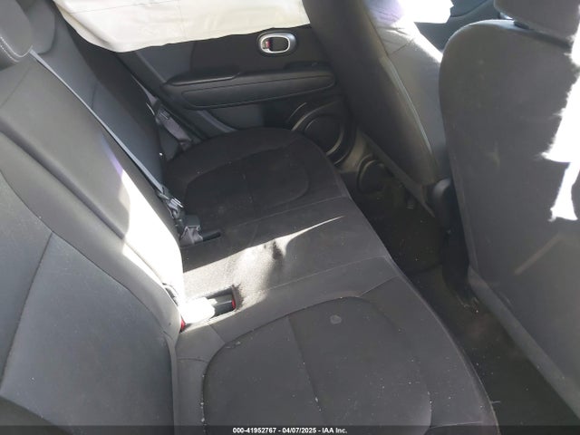 KNDJN2A21G7292972 KIA Soul
