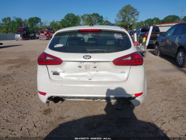KNAFX5A85H5727556 KIA FORTE EX