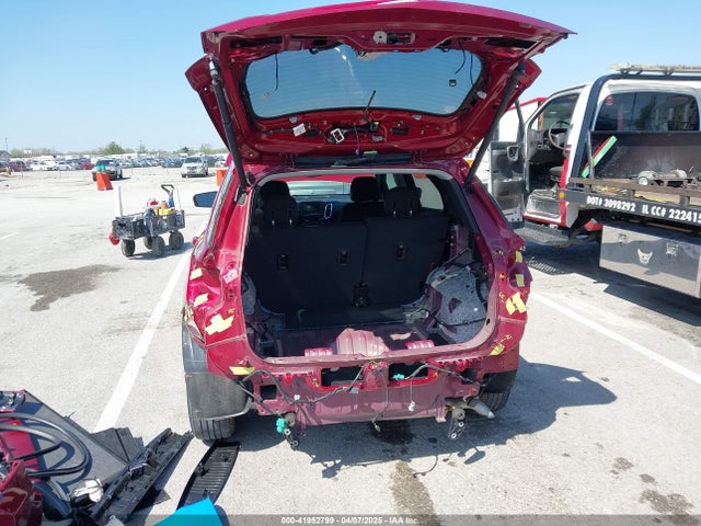 2GNAXKEV8K6149676 Chevrolet EQUINOX LT
