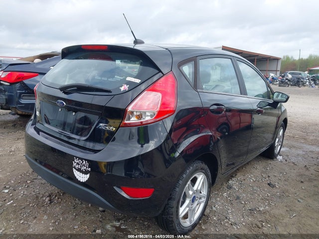 Ford FIESTA SE 2018 3FADP4EJ0JM133190 Image 4