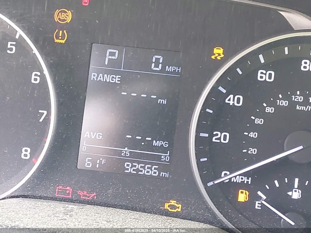 5NPD84LF9HH027164 Hyundai ELANTRA SE