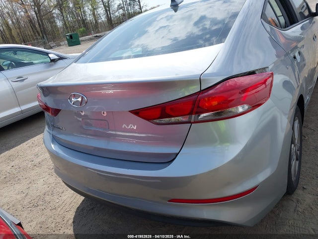 5NPD84LF9HH027164 Hyundai ELANTRA SE