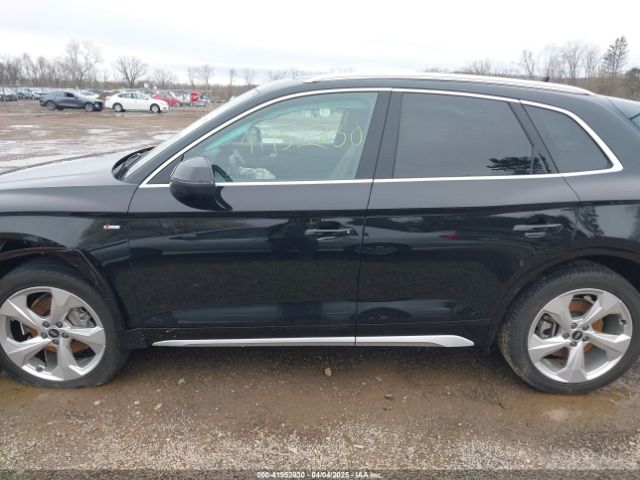WA1EAAFY6N2034701 Audi Q5 Premium Plus 45 Tfsi S Line Quattro S Tronic