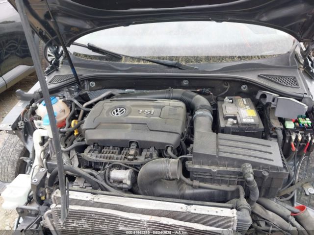 1VWDT7A34HC060154 Volkswagen Passat 1.8t R-line