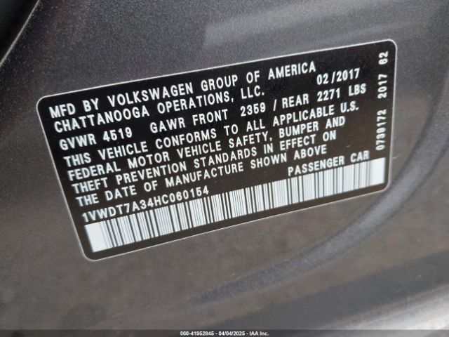 1VWDT7A34HC060154 Volkswagen Passat 1.8t R-line