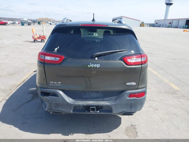 1C4PJMCS9FW588826 Jeep Cherokee Latitude