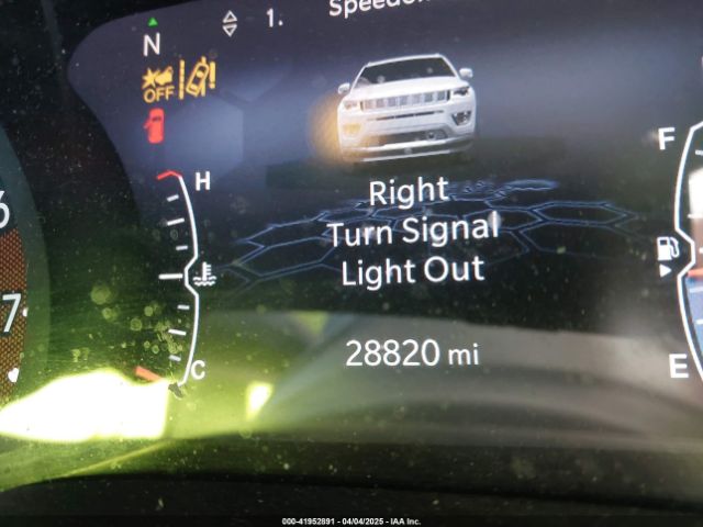 3C4NJDCB7NT185777 Jeep Compass Limited 4x4