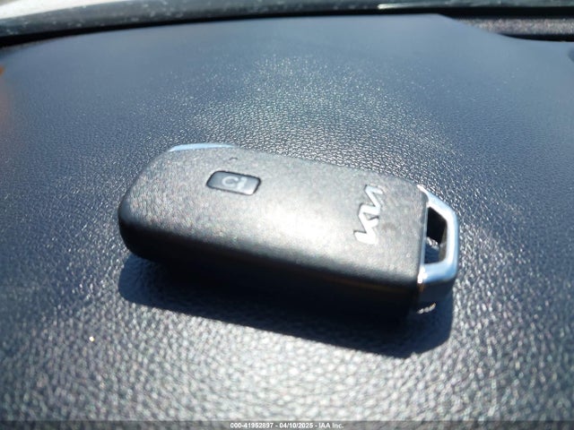 5XXG64J28NG085339 KIA K5 Gt-line