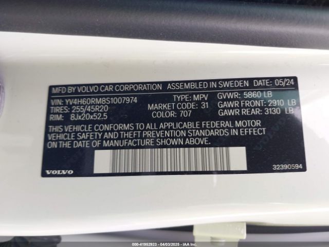 2025 VOLVO XC60 PLUG-IN HYBRID YV4H60RM8S1007974 Photo 8